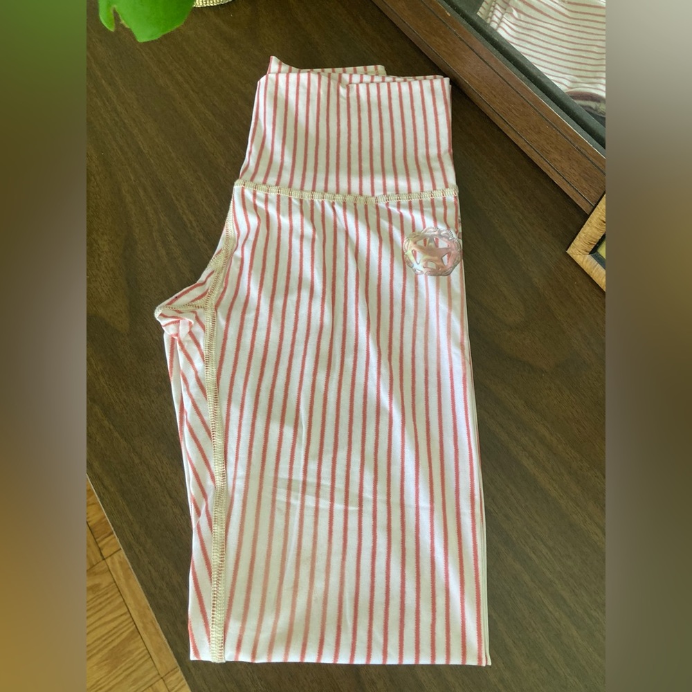 Teeki yoga pants. Size small.
